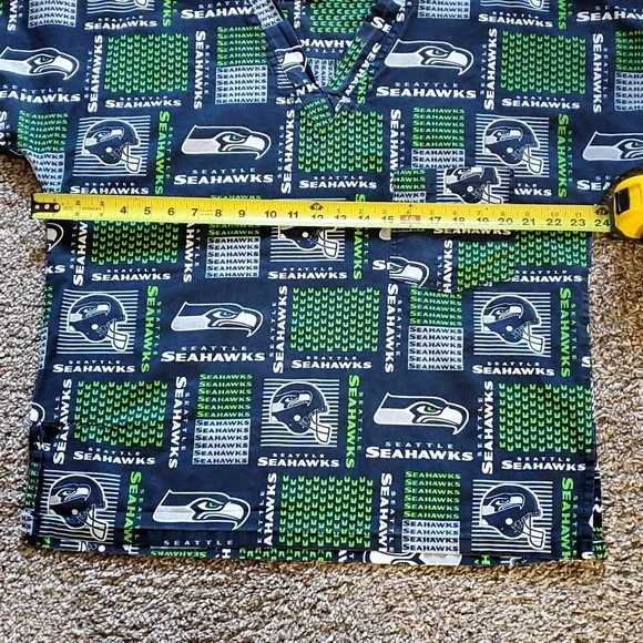 NFL Seattle Seahawks Men's Scrubs - Picture 6 of 6